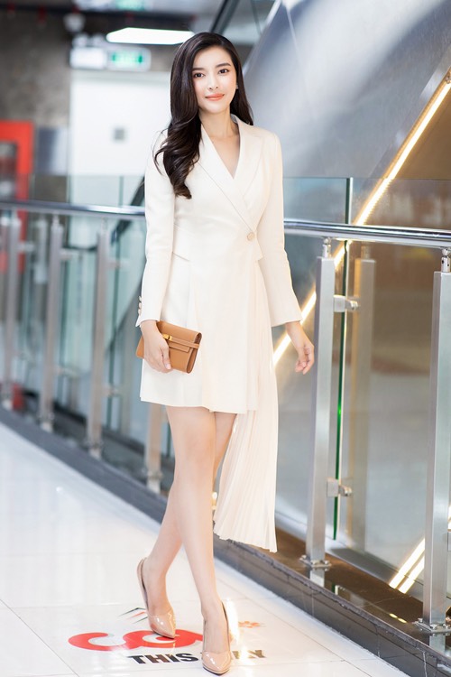 Đầm vest trắng thiết kế tay dài trẻ trung thanh lịch - DN491