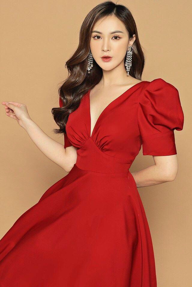 Đầm xoè dự tiệc cổ V nhún chân ngực siêu dễ thương - DN531