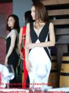 Váy dạ hội trắng phối đen độc đáo sang trọng