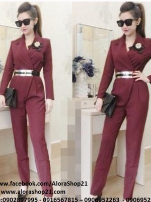 Jumpsuilt dài dạng vest màu nâu lạ và sang trọng