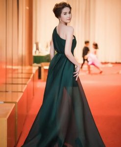Đầm dạ hội xẻ đùi sexy tôn dáng như Ngọc Trinh - D346