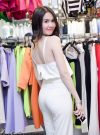 Đồ bay ống suông cổ chữ V đẹp của Ngọc Trinh – J20