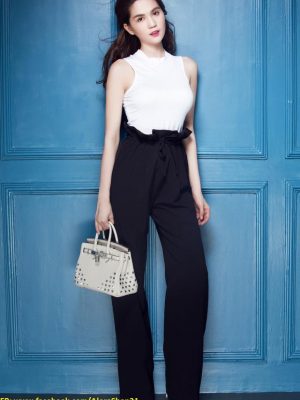 Set bộ áo thun cổ lọ và quần ống suông đen Ngọc Trinh - J45