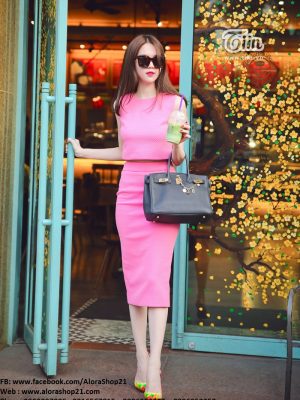 Set áo croptop và chân váy bút chì hồng trẻ trung - JL05