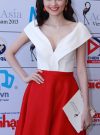 Áo crop top cổ trễ chữ V quý phái phối chân váy xòe đỏ - JL09