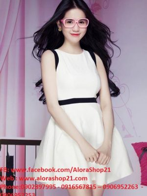 Đầm xòe sát nách trắng phối đen thời trang như Ngọc Trinh - DN310