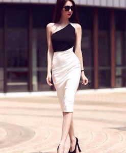 Đầm body Ngọc Trinh lệch vai đen phối trắng sang trọng - DN339