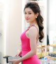 Đầm body hồng sen tôn dáng lạ mắt như Huyền My – DN283