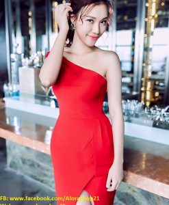 Đầm body lệch vai xẻ đùi tôn dáng như Hoàng Oanh - DN403