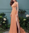 Đầm dạ hội xẻ chân thiết kế xẻ cao lót quần bên trong - D382