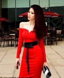 Đầm body đỏ trễ vai thiết kế cột dây eo xinh xắn