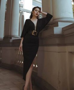 Đầm ôm body kiểu xẻ ngực tay cánh dơi - DN436