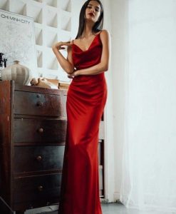 vay-da-hoi-lua-satin-hai-day-co-do-quyen-ru-D475-547x800