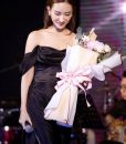 Đầm dạ hội đen thiết kế trễ vai xẻ đùi cao - D542