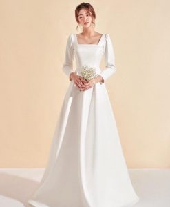 Đầm dạ hội trắng dáng xoè thiết kế tay dài sang trọng - D547