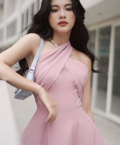 Đầm xoè ngắn thiết kế cổ yếm phối dây ngọc cổ - DN493