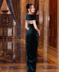Váy dạ hội nhung thiết kế cúp ngực hở lưng tôn dáng - D573