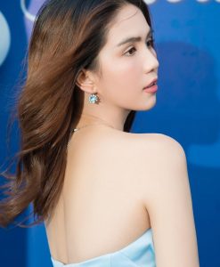 Đầm dạ hội ngọc trinh thiết kế cúp ngực xẻ đùi cao sexy - D615