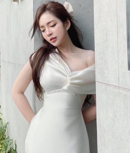 Đầm xoè tiểu thư trắng kiểu lệch vai sang trọng - DN533